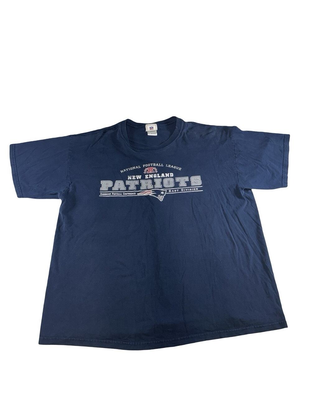 New England Patriots Men’s XL Navy NFL T-Shirt Football Graphic